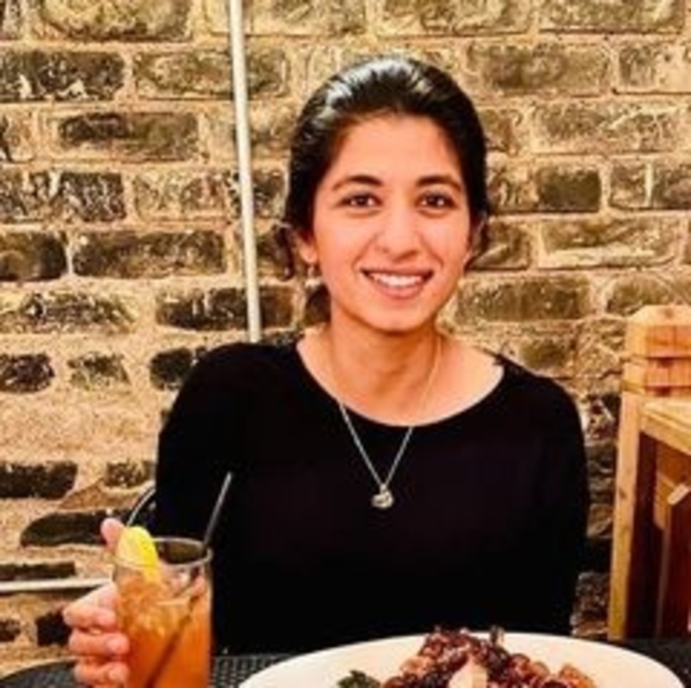 Meet your Posher, Harshini